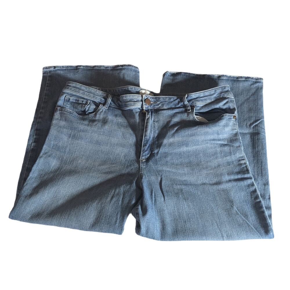 LOFT OUTLET Wide leg high rise crop jeans  Women's Size 16 in Blue
